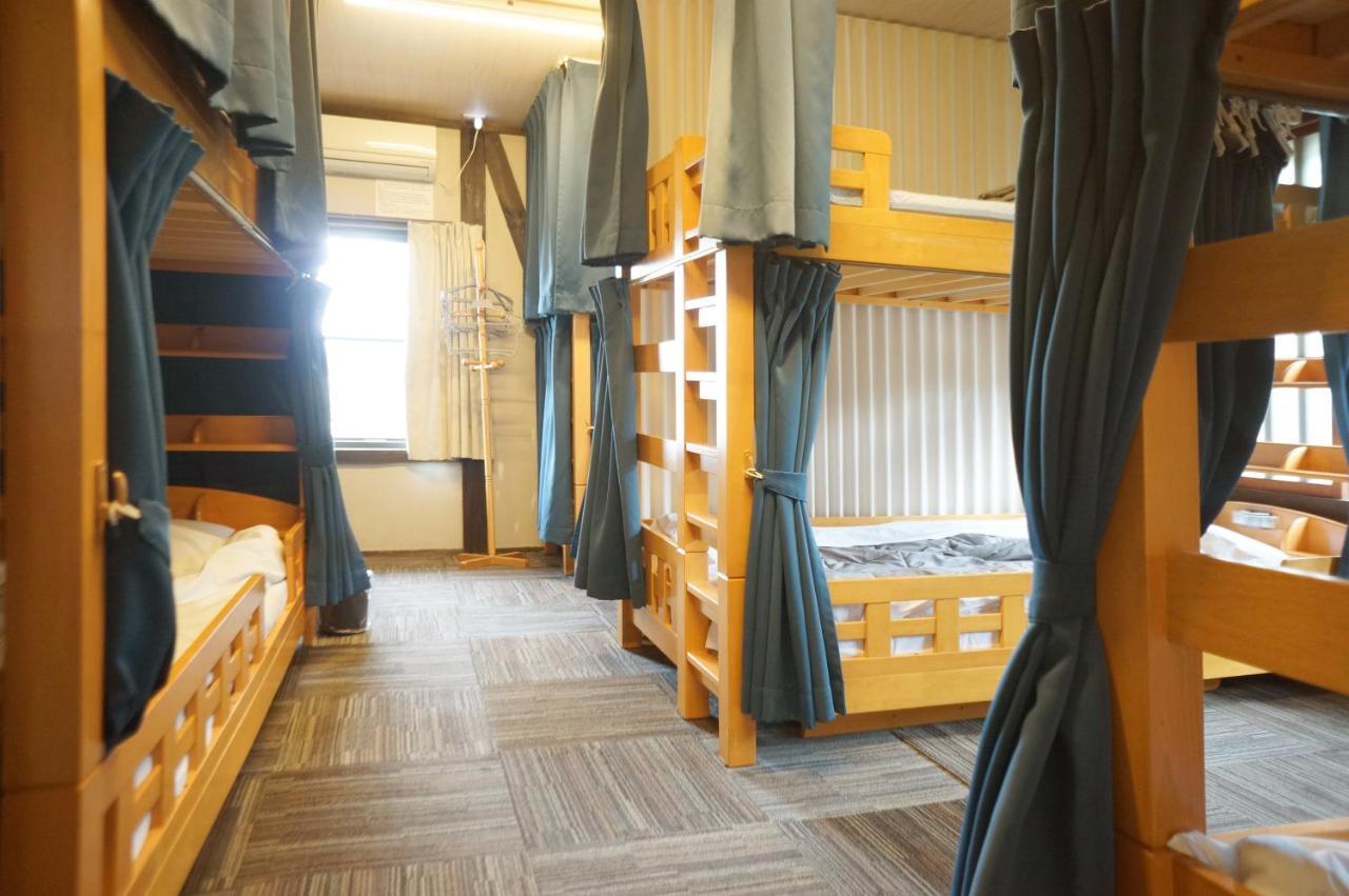 Sakura Guest House Такаяма Экстерьер фото