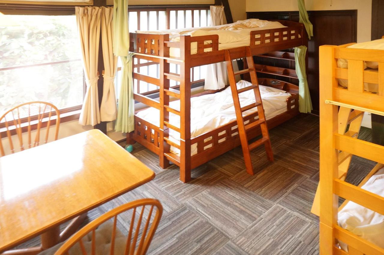 Sakura Guest House Такаяма Экстерьер фото