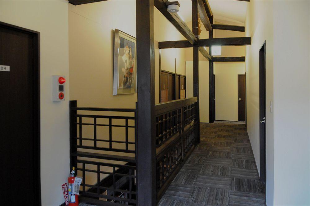 Sakura Guest House Такаяма Экстерьер фото