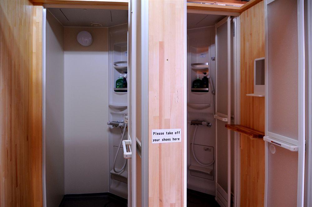 Sakura Guest House Такаяма Экстерьер фото