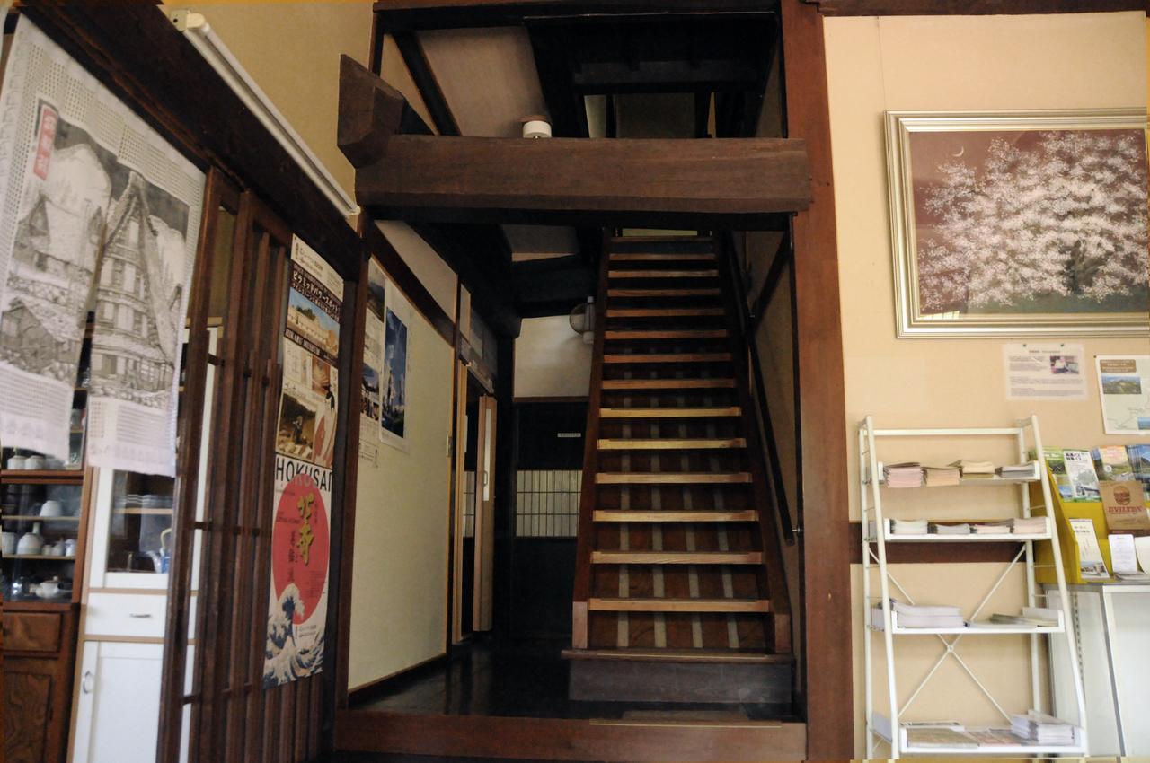 Sakura Guest House Такаяма Экстерьер фото