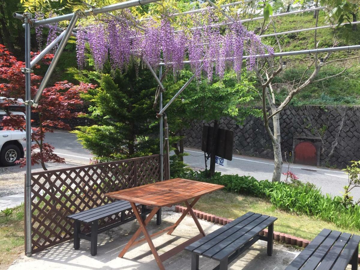 Sakura Guest House Такаяма Экстерьер фото